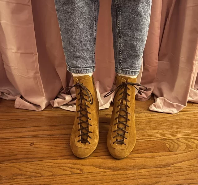 Sezane Sandy Boots in Whiskey review