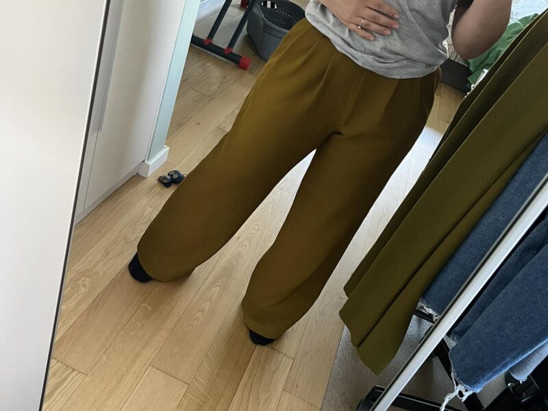 Sezane Loulou Pants in Olive Green review